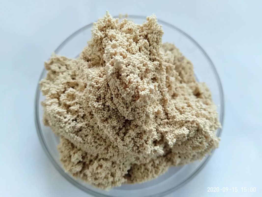 ACD-100 es una resina quelante formulada con ácido aminocarboxílico, conocida por su capacidad para unirse selectivamente con una multitud de iones metálicos.